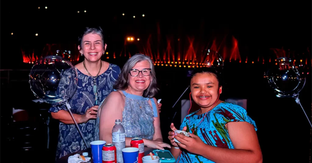 Familia de mulheres no show das aguas