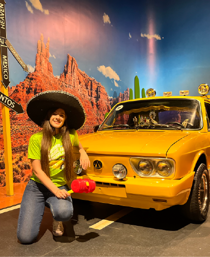 pessoa-mamonas-carro-movie-cars