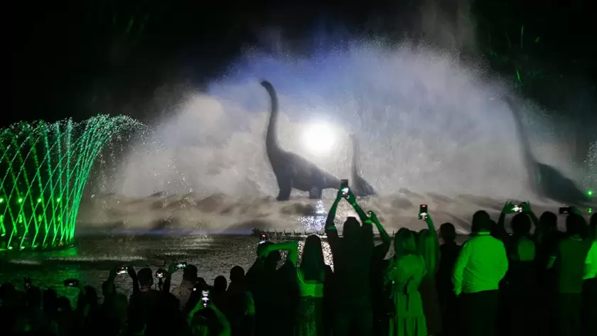 Capa do blog: o que fazer em Foz do Iguaçu à noite - imagem de projeção 3D nos Show das Águas