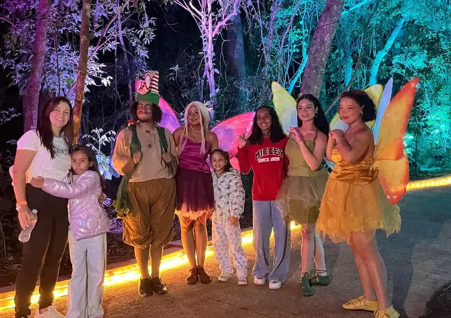 familia possa na foto com as fodas no lumina park