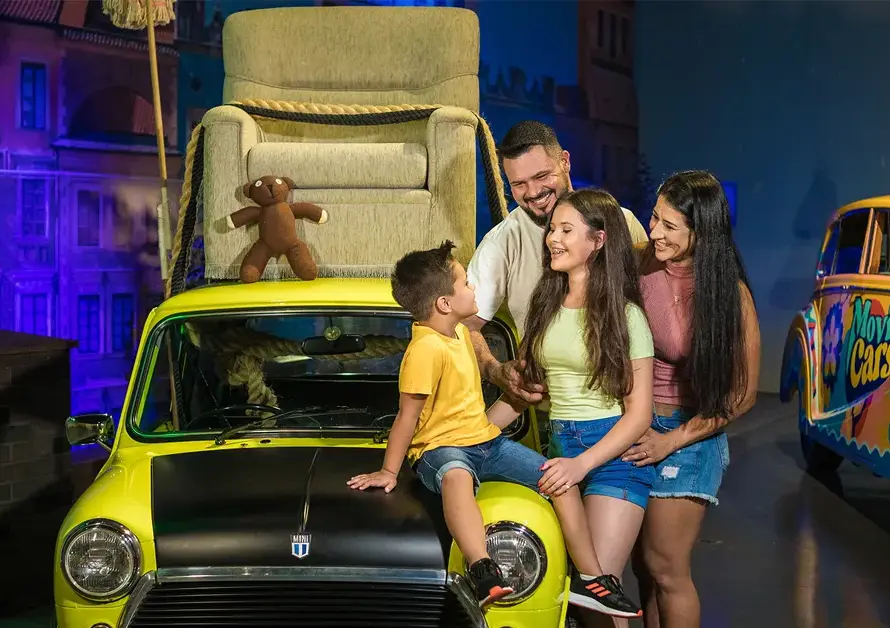 Capa do blog - Wonder Park Foz em família - família no movie cars em Foz do Iguaçu